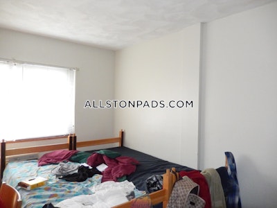 Allston 3 Beds 2 Baths Boston - $4,500 No Fee