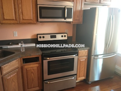 Mission Hill 4 Bed, 1.5 Bath Unit Boston - $3,950 No Fee