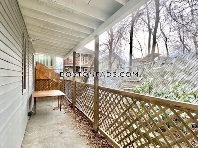 Mission Hill 3 Bed, 1 Bath Unit Boston - $4,000 No Fee