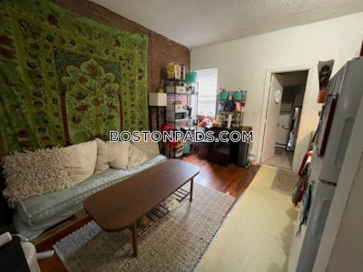 Mission Hill 2 Beds 1 Bath Boston - $2,200 No Fee