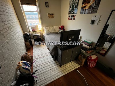 Mission Hill 2 Beds 1 Bath Boston - $2,200 No Fee
