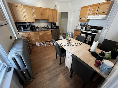 Mission Hill 4 Beds 2 Baths Boston - $4,800 No Fee