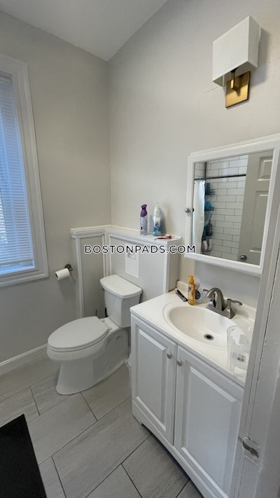 Allston 3 Bed, 1 Bath Unit Boston - $3,599 No Fee