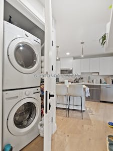 Somerville Beautiful 2-Bed 2-Bath  Spring Hill - $4,450 No Fee