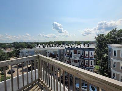 Dorchester 3 Bed 1 Bath BOSTON Boston - $2,695 No Fee