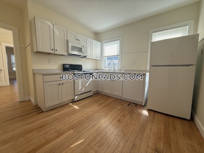 Medford 3 Beds 1 Bath  Tufts - $3,200 No Fee