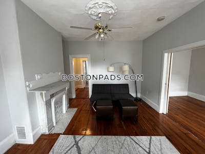 Roxbury 3 Beds 2 Baths Boston - $3,825 No Fee