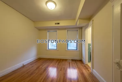 Brookline 4 Bed 2 Bath BROOKLINE- BOSTON UNIVERSITY $5,600  Boston University - $5,000 No Fee