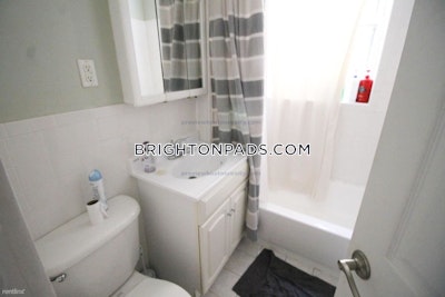 4 Beds 1.5 Baths - Boston - Brighton- Washington St./ Allston St. $3,500