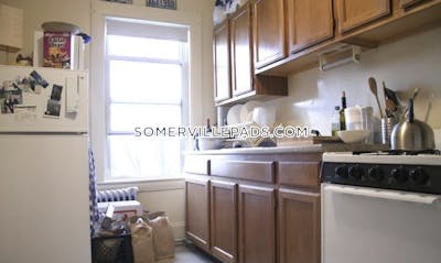 Somerville Great 1 bed 1 bath available 6/1 on Summer St in Somerville!  Winter Hill - $2,400 No Fee
