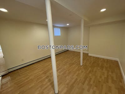 Brookline Apartment for rent 2 Bedrooms 2 Baths  Beaconsfield - $2,900 No Fee