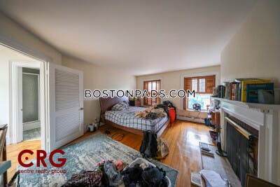 Brookline Apartment for rent 3 Bedrooms 2.5 Baths  Chestnut Hill - $5,400 No Fee
