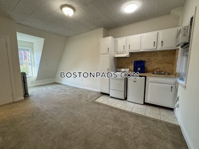Brookline Studio 1 Bath  Coolidge Corner - $2,295 No Fee