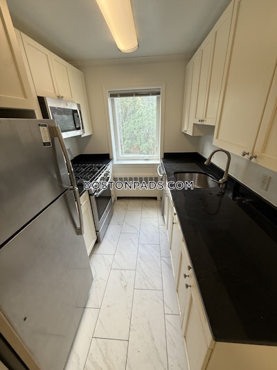 Brookline 2 Beds Brookline  Coolidge Corner - $3,795 No Fee