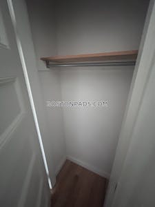 Brookline Studio 1 Bath  Boston University - $1,995 No Fee
