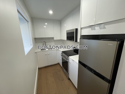 Cambridge Studio 1 baths in CAMBRIDGE  Harvard Square - $2,300 No Fee